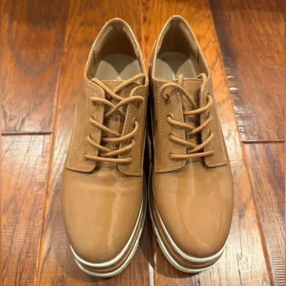 Aldo Women's Tan Platform Oxfords - Picture 1 of 5